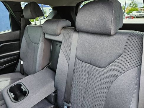 Used 2020 Hyundai Santa Fe SE FWD image 11