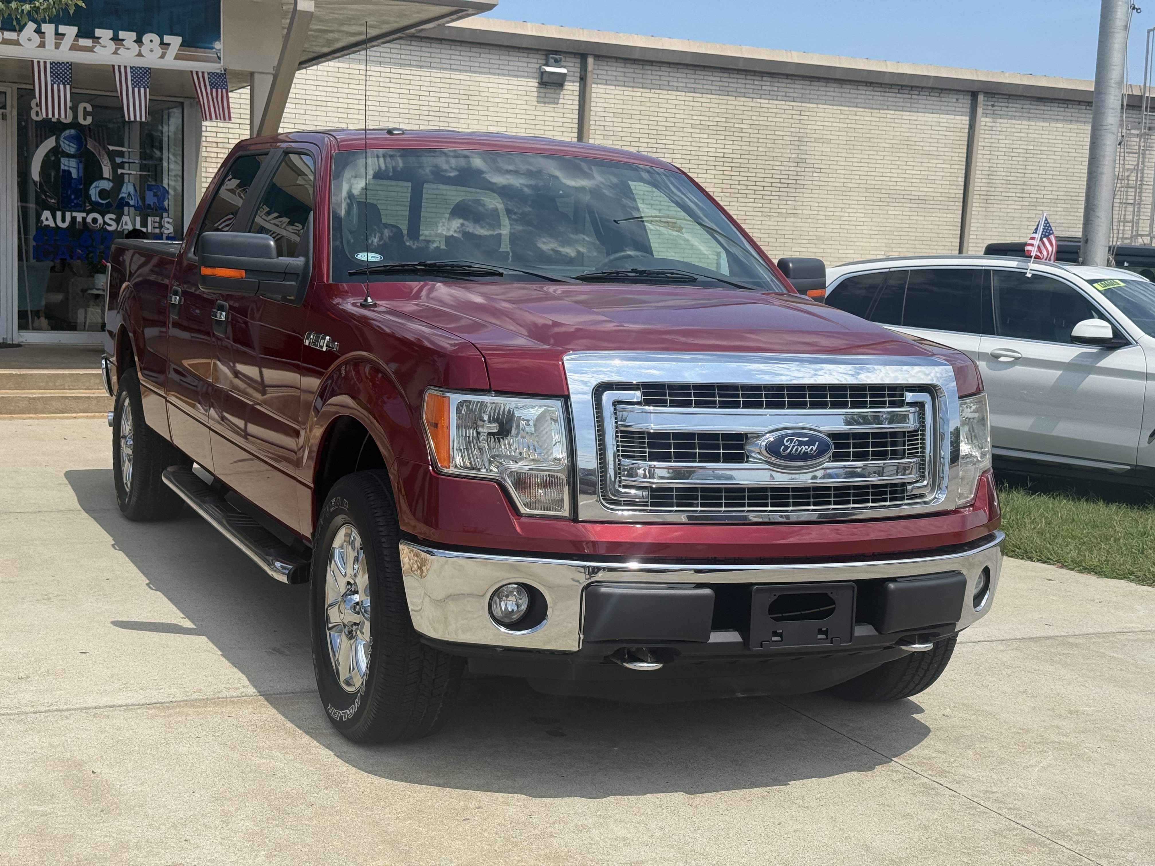 Used 2013 Ford F150 XLT w/ Luxury Equipment Group AWD/4WD image 3