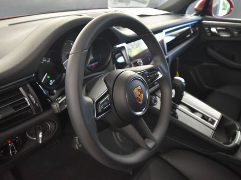 New 2025 Porsche Macan S image 12
