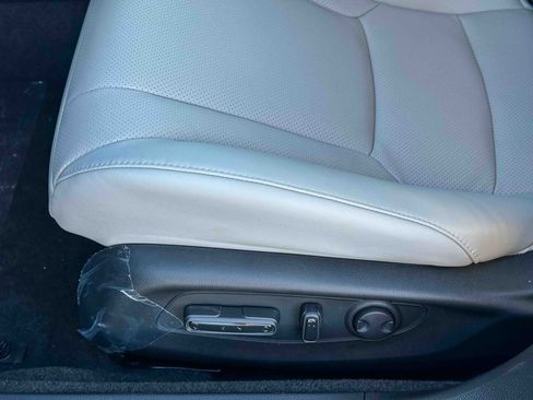 New 2025 Honda Accord EX-L image 12