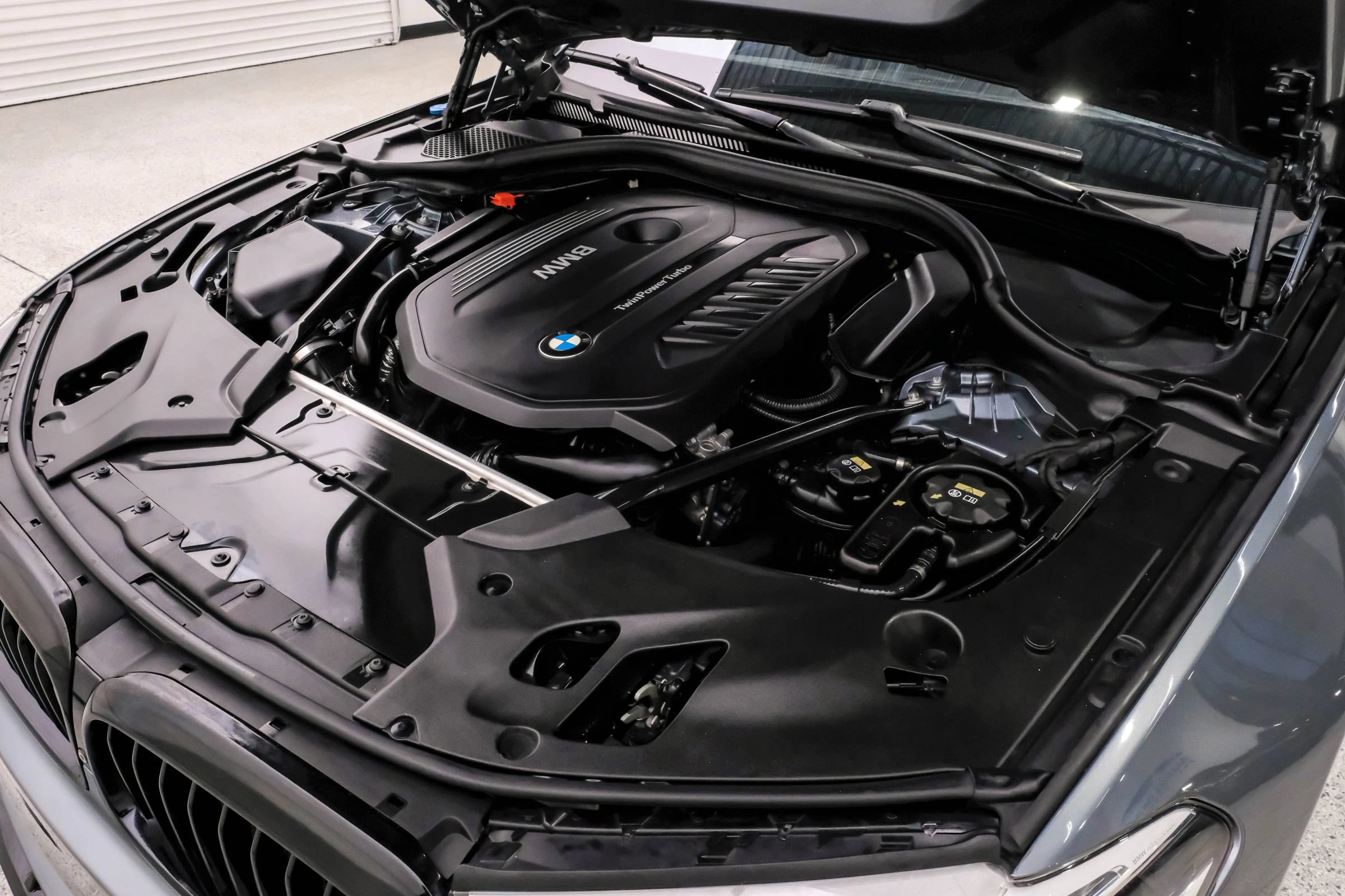 Used 2017 BMW 540i RWD image 64