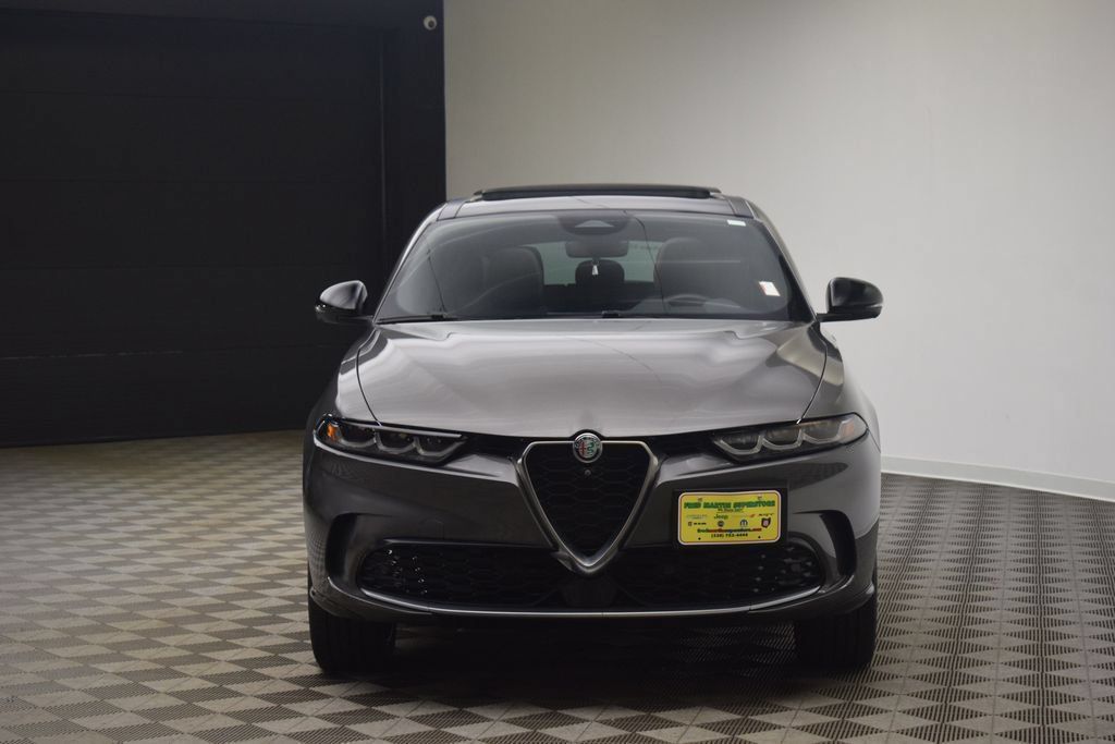 Used 2024 Alfa Romeo Tonale Ti w/ Active Assist Package AWD/4WD image 18
