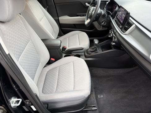 Used 2023 Kia Rio S image 14
