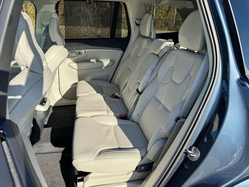 Used 2024 Volvo XC90 B6 Ultimate image 24