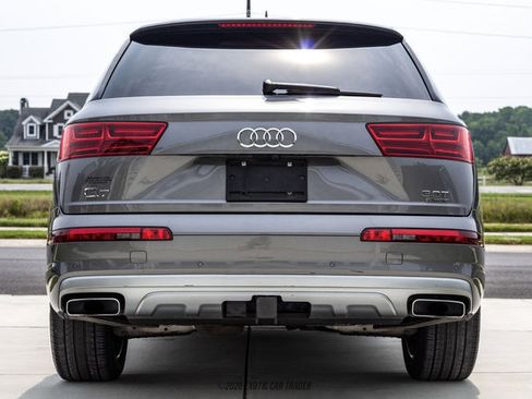 Used 2018 Audi Q7 3.0T Prestige AWD/4WD image 7