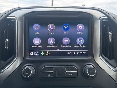 Used 2021 Chevrolet Silverado 2500 LT w/ Convenience Package image 17