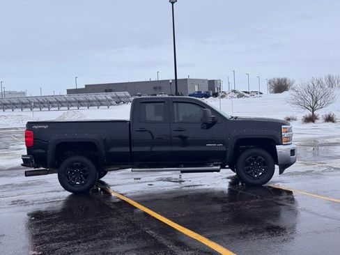 Used 2015 Chevrolet Silverado 2500 LT w/ LT Convenience Package image 2