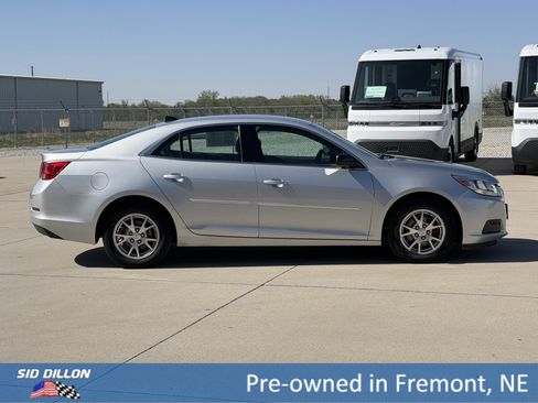 Used 2014 Chevrolet Malibu LS FWD image 3