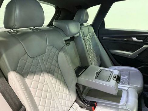 Used 2018 Audi SQ5 Prestige w/ Prestige Package image 30