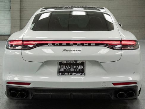 Used 2023 Porsche Panamera image 39