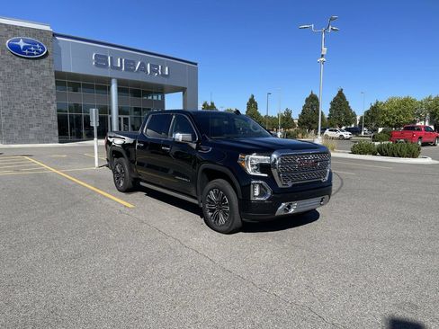 Used 2022 GMC Sierra 1500 Denali w/ Denali Reserve Package AWD/4WD image 2