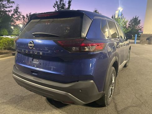 Used 2023 Nissan Rogue S FWD image 15