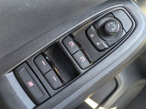 Used 2024 Subaru Crosstrek 2.5i Sport image 25