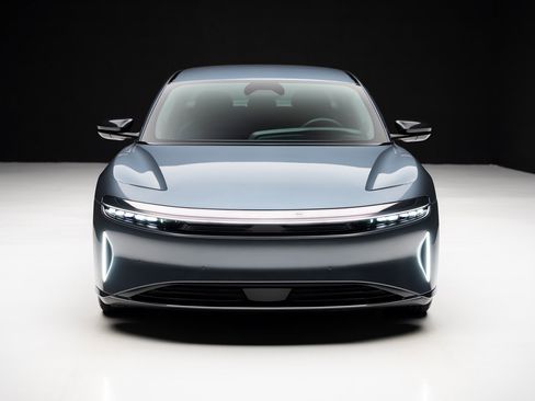 Used 2025 Lucid Air Pure image 6