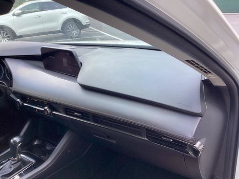 Used 2025 MAZDA MAZDA3 s FWD image 15