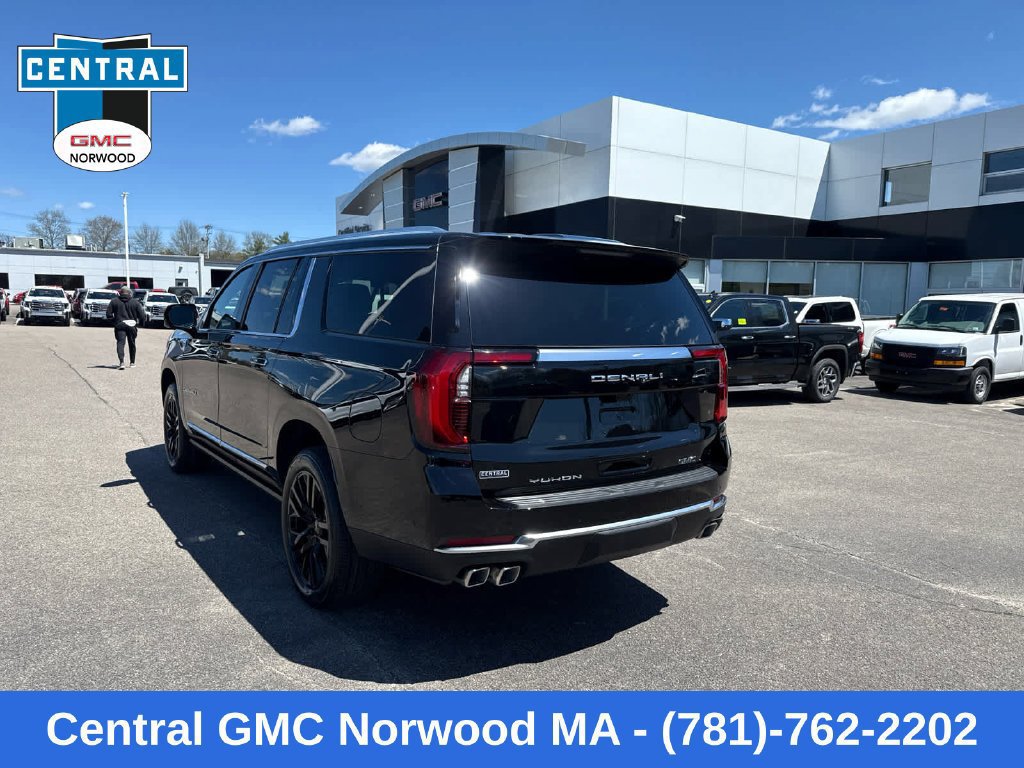 New 2026 GMC Yukon XL Denali w/ Denali Reserve Package AWD/4WD image 3
