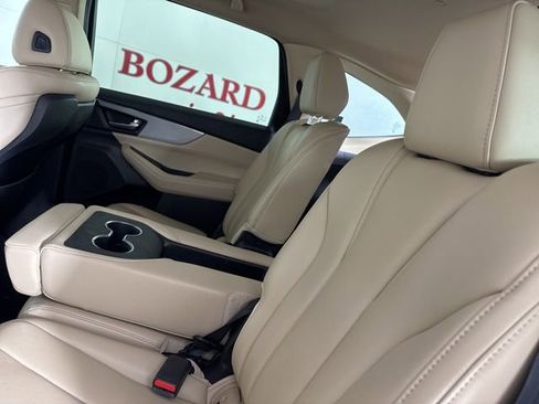 Used 2022 Acura MDX SH-AWD image 13