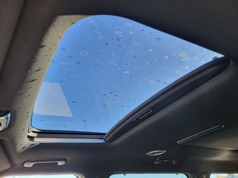 New 2026 Kia EV9 Land image 27