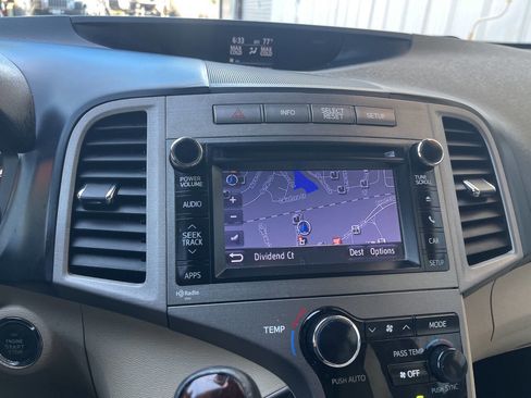 Used 2014 Toyota Venza LE image 25