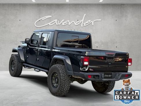 Used 2022 Jeep Gladiator Sport AWD/4WD image 14