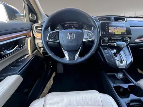 Used 2018 Honda CR-V Touring image 8