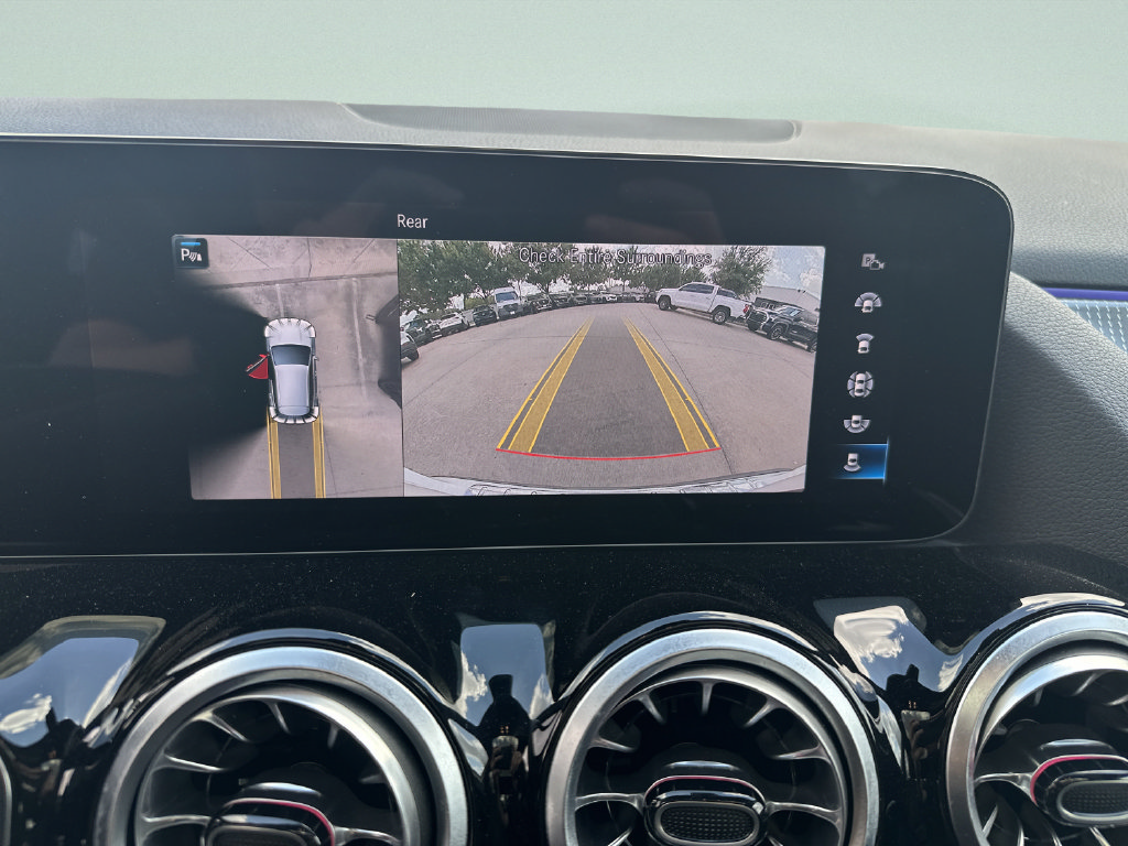 Used 2023 Mercedes-Benz GLA 250 image 18