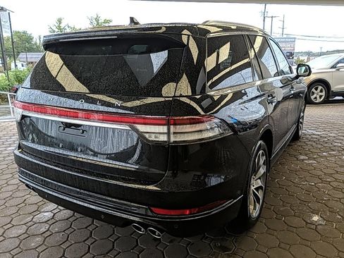 Used 2022 Lincoln Aviator Grand Touring image 5