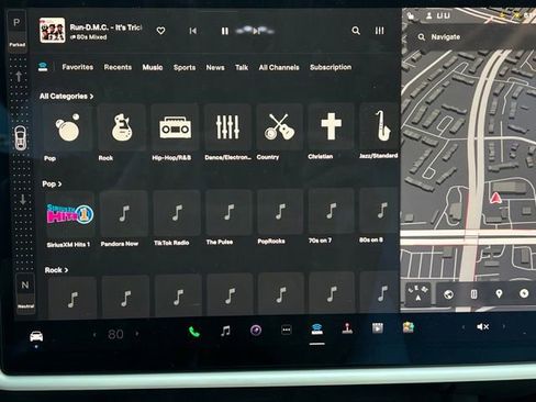 Used 2022 Tesla Model X image 20