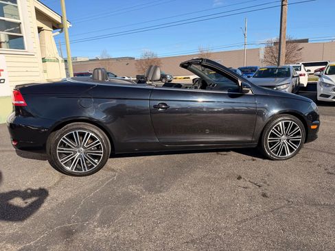 Used 2015 Volkswagen Eos Final Edition image 30