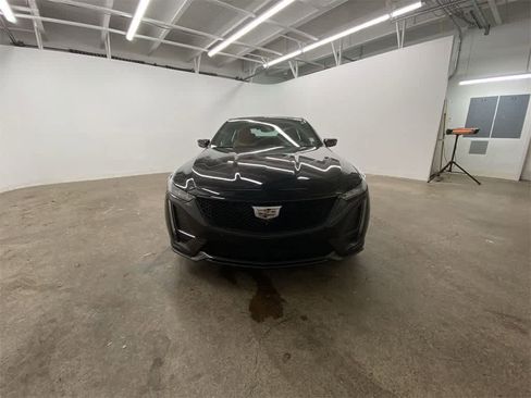 Used 2024 Cadillac CT5 V w/ Platinum Package image 9