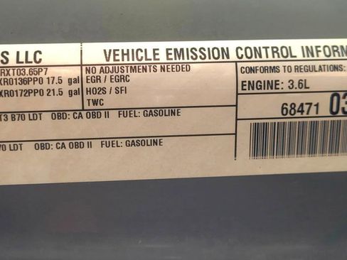 Used 2021 Jeep Wrangler Unlimited Sahara AWD/4WD image 37