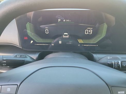 Used 2025 Kia K4 LXS image 7