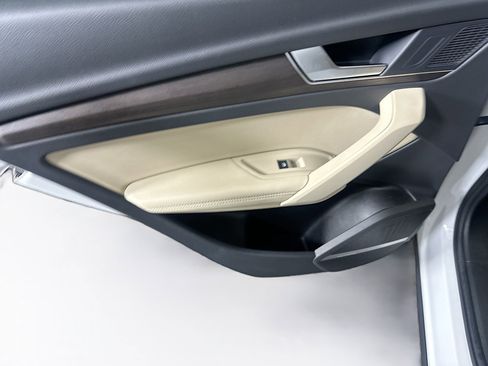 Used 2024 Audi Q5 2.0T Premium Plus image 26