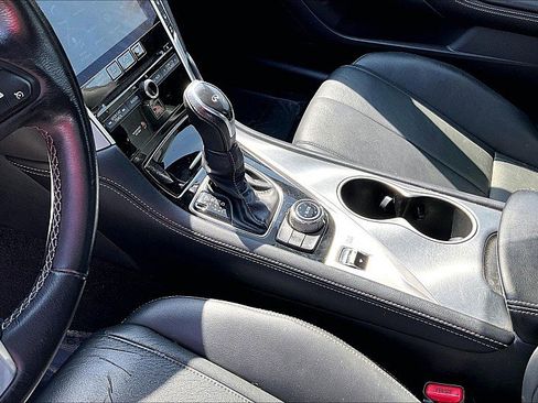 Used 2018 INFINITI Q60 3.0t Luxe image 28