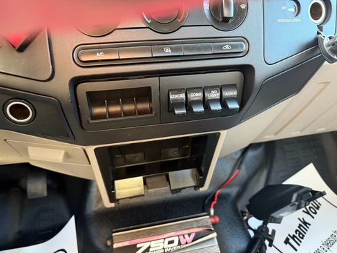 Used 2008 Ford F450 2WD Regular Cab Super Duty image 10