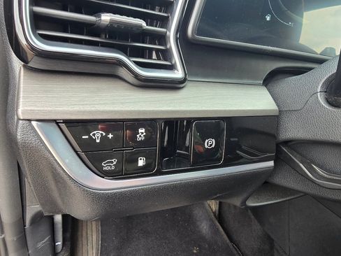 Used 2023 Kia Sportage X-Line AWD/4WD image 18