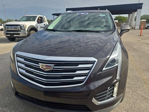 Used 2017 Cadillac XT5 Luxury w/ Driver Awareness Package FWD image 4