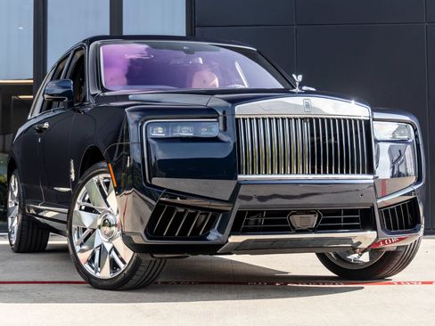 New 2026 Rolls-Royce Cullinan AWD/4WD image 5