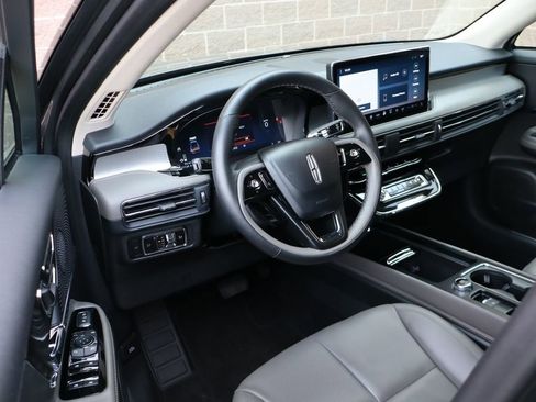 Used 2023 Lincoln Corsair AWD w/ Equipment Group 101A image 15