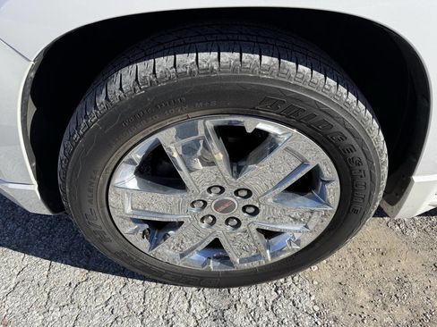 Used 2016 GMC Acadia Denali image 26