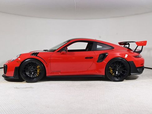 Certified 2018 Porsche 911 GT2 RS image 2