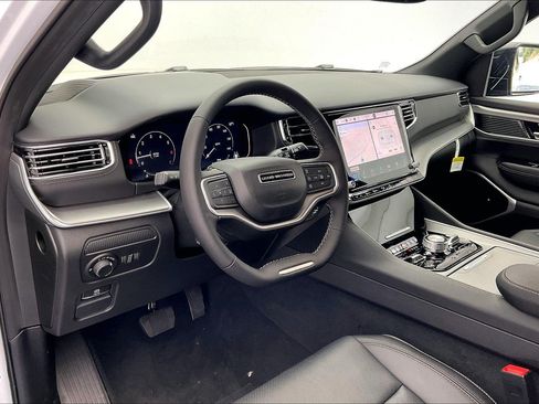 New 2026 Jeep Grand Wagoneer Limited AWD/4WD image 4