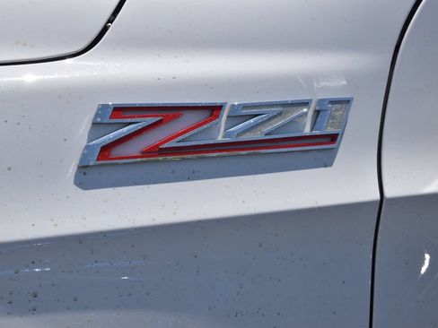 Used 2023 Chevrolet Tahoe Z71 AWD/4WD image 8