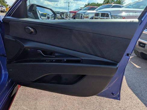Used 2022 Hyundai Elantra N FWD image 19