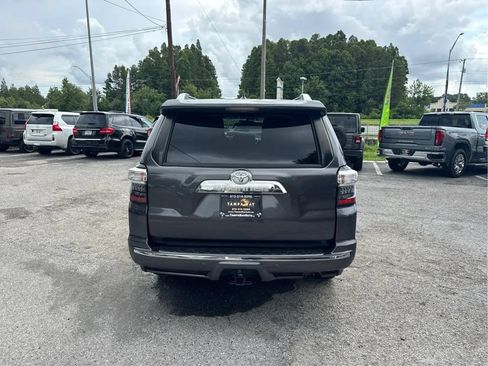 Used 2018 Toyota 4Runner Limited RWD image 6