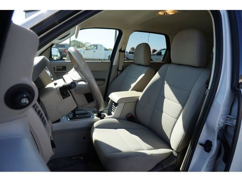 Used 2011 Ford Escape 2WD Hybrid image 12