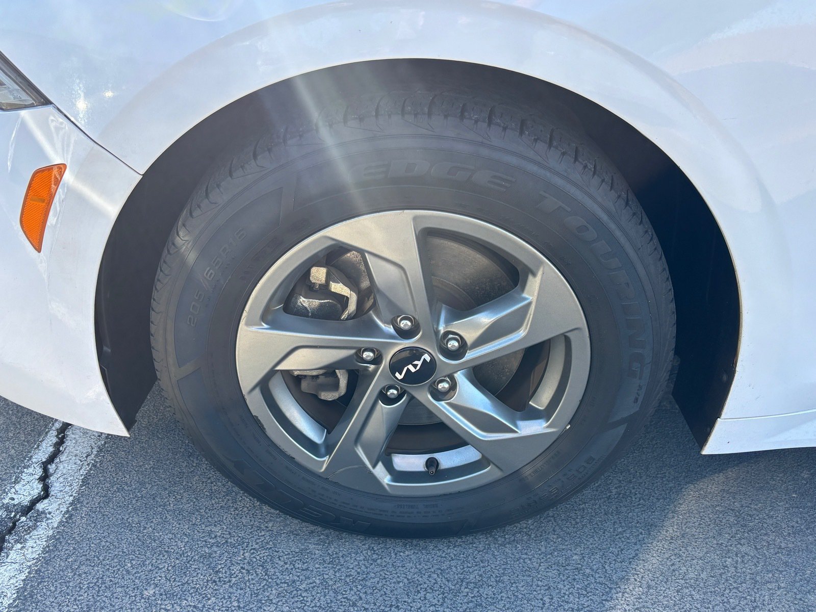 Used 2022 Kia K5 LXS FWD image 6