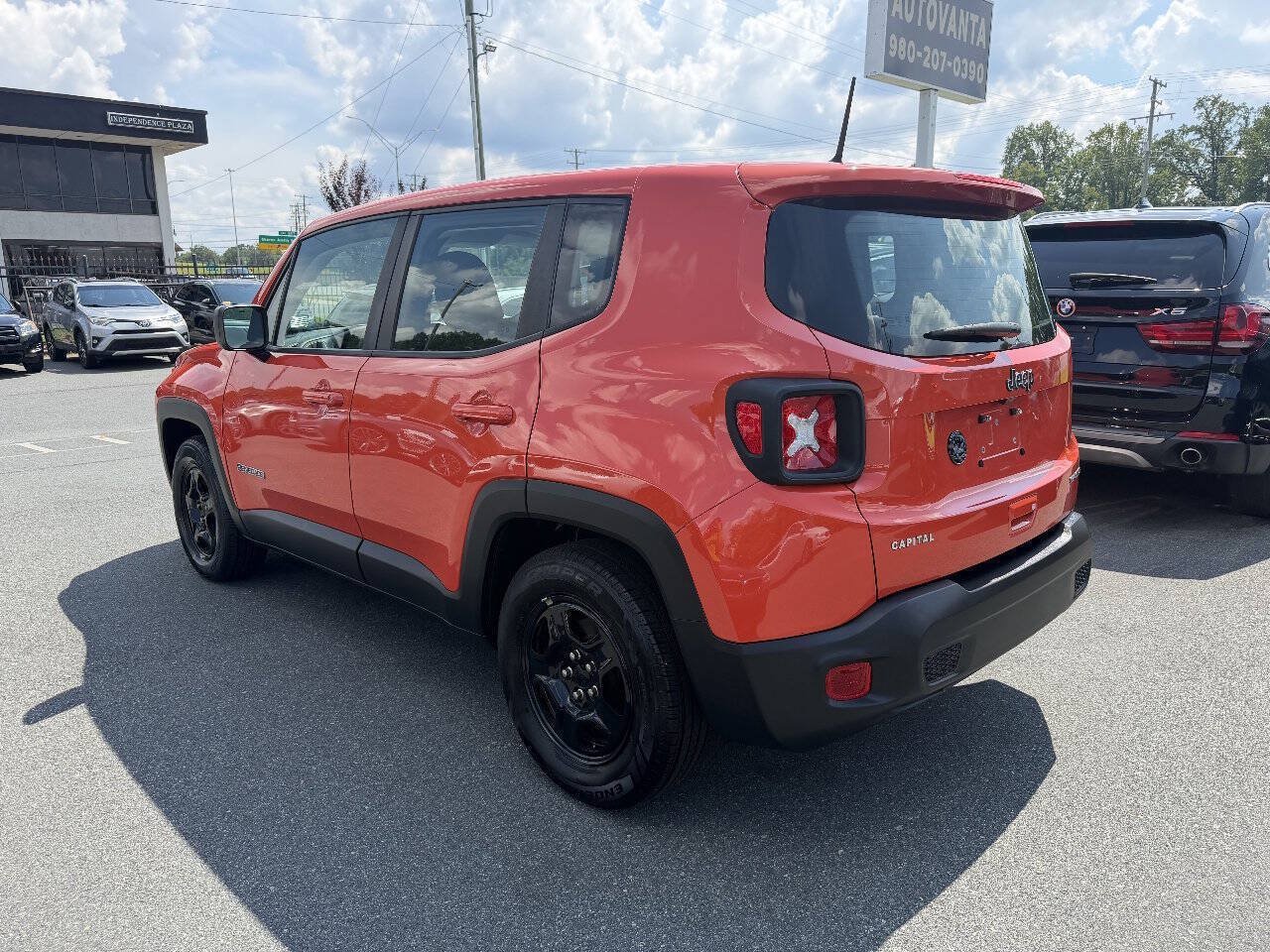 Used 2019 Jeep Renegade Sport FWD image 6