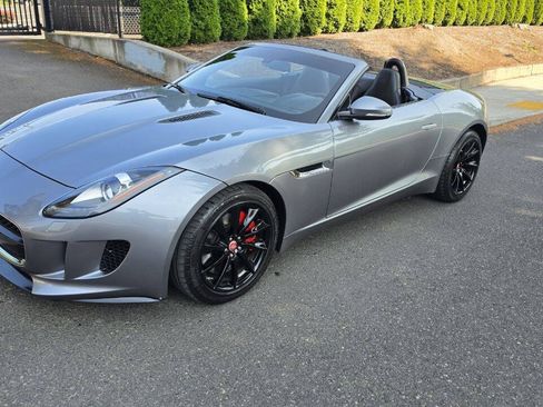 Used 2015 Jaguar F-TYPE Convertible RWD image 14