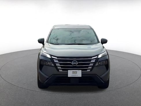 Used 2025 Nissan Rogue SV image 4